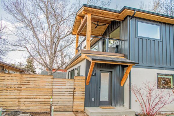 Pop-top with a second story deck for mountain views and sunsets