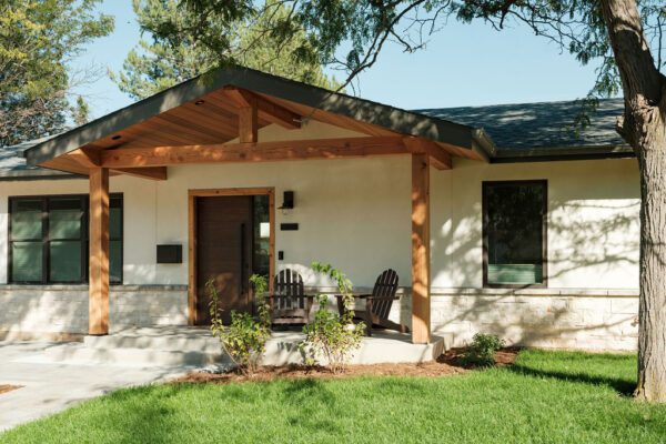 A south Boulder remodel exterior with large timber wood pillars.